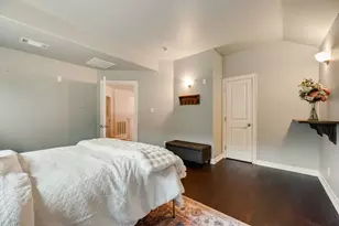 5736 Goodwin Ave, Dallas, TX 75206 - Photo 22