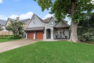 5736 Goodwin Ave, Dallas, TX 75206 - Photo 2