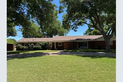 1401 Woodridge Drive, Abilene, TX 79605 - Photo 2