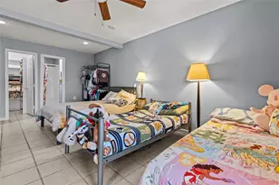 7036 Sandybrook Dr, Fort Worth, TX 76120 - Photo 18