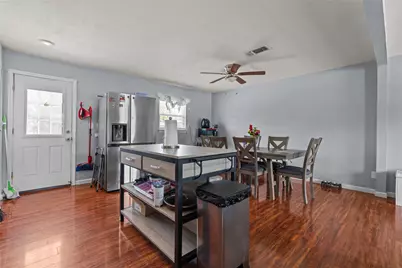7036 Sandybrook Drive, Fort Worth, TX 76120 - Photo 8