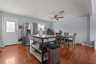 7036 Sandybrook Dr, Fort Worth, TX 76120 - Photo 8