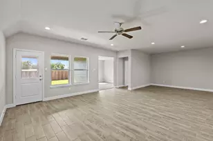 4237 Cornerstone Cir, Granbury, TX 76048 - Photo 18
