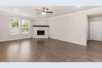 113 Cooper Court, Springtown, TX 76082 - Photo 8