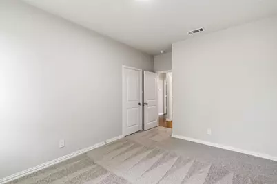 113 Cooper Court, Springtown, TX 76082 - Photo 14