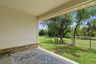 113 Cooper Ct, Springtown, TX 76082 - Photo 20