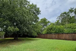106 W Church St, Crandall, TX 75114 - Photo 14