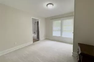 1016 W Collins St, Denton, TX 76201 - Photo 14