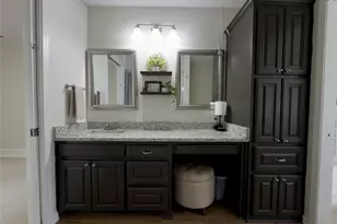 1016 W Collins St, Denton, TX 76201 - Photo 18