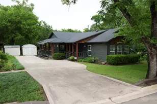 1016 W Collins St, Denton, TX 76201 - Photo 1
