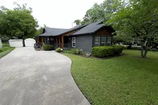 1016 W Collins St, Denton, TX 76201 - Photo 22