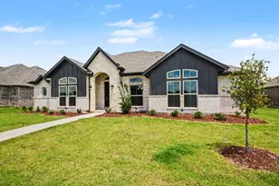 1913 Barrix Ln, DeSoto, TX 75115 - Photo 4