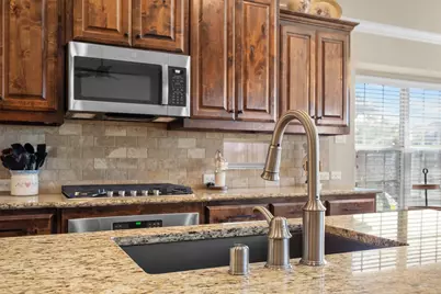 604 Satinwood Lane, Euless, TX 76039 - Photo 14