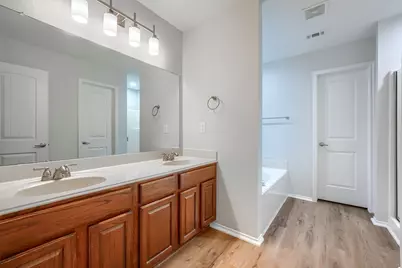 2046 Lake Trail Drive, Heartland, TX 75126 - Photo 20