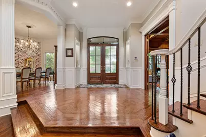 802 Carriage Court, Southlake, TX 76092 - Photo 4