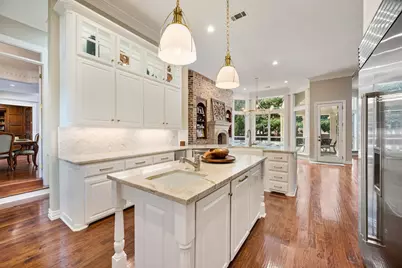 802 Carriage Court, Southlake, TX 76092 - Photo 12