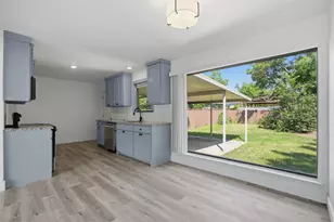 10915 Cotillion Dr, Dallas, TX 75228 - Photo 14