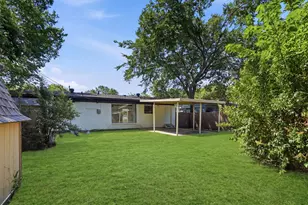 10915 Cotillion Dr, Dallas, TX 75228 - Photo 32