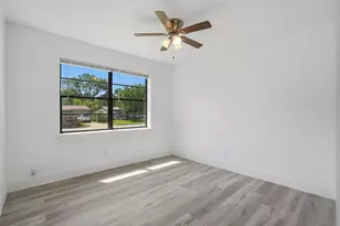 10915 Cotillion Dr, Dallas, TX 75228 - Photo 22