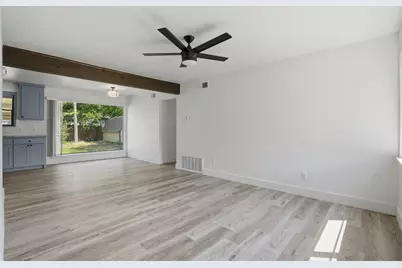 10915 Cotillion Drive, Dallas, TX 75228 - Photo 12