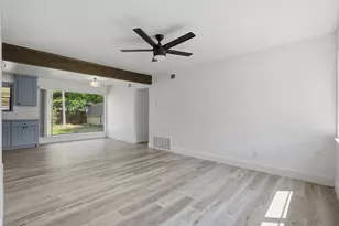 10915 Cotillion Dr, Dallas, TX 75228 - Photo 12