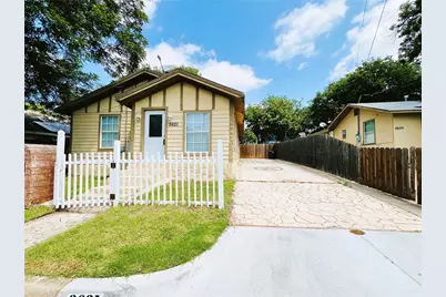 2621 E 12th Street, Fort Worth, TX 76111 - Photo 2