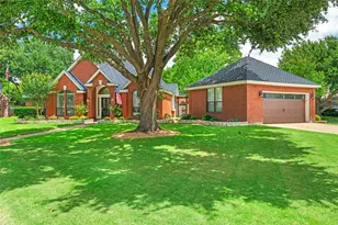 2007 Hunter Pl Ct, Arlington, TX 76006 - Photo 6