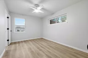 5719 Enchanted Ln, Dallas, TX 75227 - Photo 16