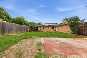 5719 Enchanted Ln, Dallas, TX 75227 - Photo 38