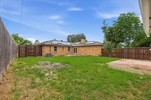 5719 Enchanted Ln, Dallas, TX 75227 - Photo 34