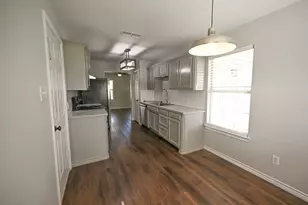 1705 N Cates St, Decatur, TX 76234 - Photo 2
