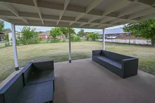 1705 N Cates St, Decatur, TX 76234 - Photo 12