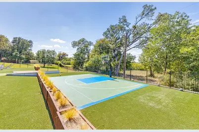 9755 Van Dyke Road, Dallas, TX 75218 - Photo 8