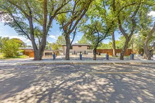 9755 Van Dyke Rd, Dallas, TX 75218 - Photo 26