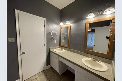 3028 Matterhorn Drive, Bedford, TX 76021 - Photo 8