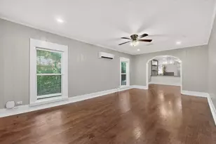 206 Farley St, Waxahachie, TX 75165 - Photo 4