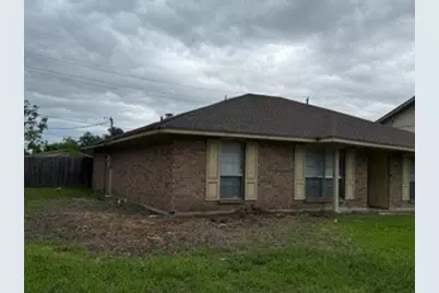 8813 Deerwood Drive, Rowlett, TX 75088 - Photo 2