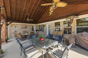 325 Marseille Dr, Hurst, TX 76054 - Photo 24