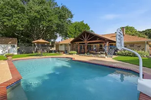325 Marseille Dr, Hurst, TX 76054 - Photo 28