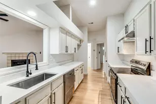 10316 Ridge Oak St, Dallas, TX 75227 - Photo 6