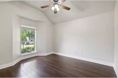 8309 Juliette Drive, McKinney, TX 75071 - Photo 10