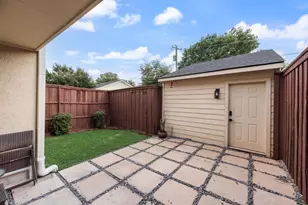 9412 Timberleaf Dr, Dallas, TX 75243 - Photo 32