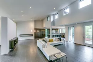 919 Knott Pl, Dallas, TX 75208 - Photo 8