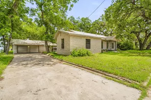 503 W Roberts St, Gorman, TX 76454 - Photo 4