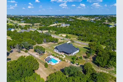 1146 Eagles Bluff Drive, Weatherford, TX 76087 - Photo 34