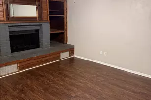 1005 Fairfax Ct, Arlington, TX 76015 - Photo 4
