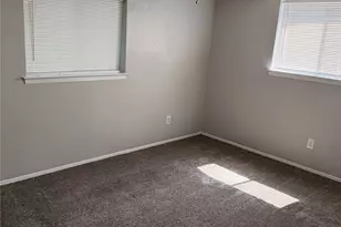 1005 Fairfax Ct, Arlington, TX 76015 - Photo 10