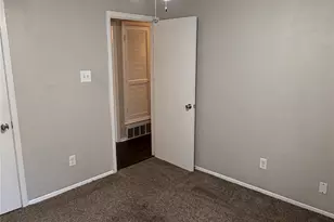 1005 Fairfax Ct, Arlington, TX 76015 - Photo 14