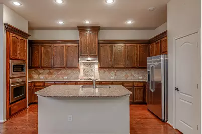 219 Knapford Station, Euless, TX 76040 - Photo 14