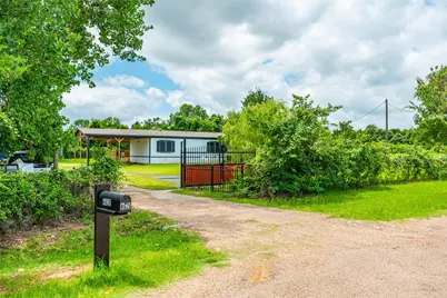 4626 E Renfro Street, Alvarado, TX 76009 - Photo 2